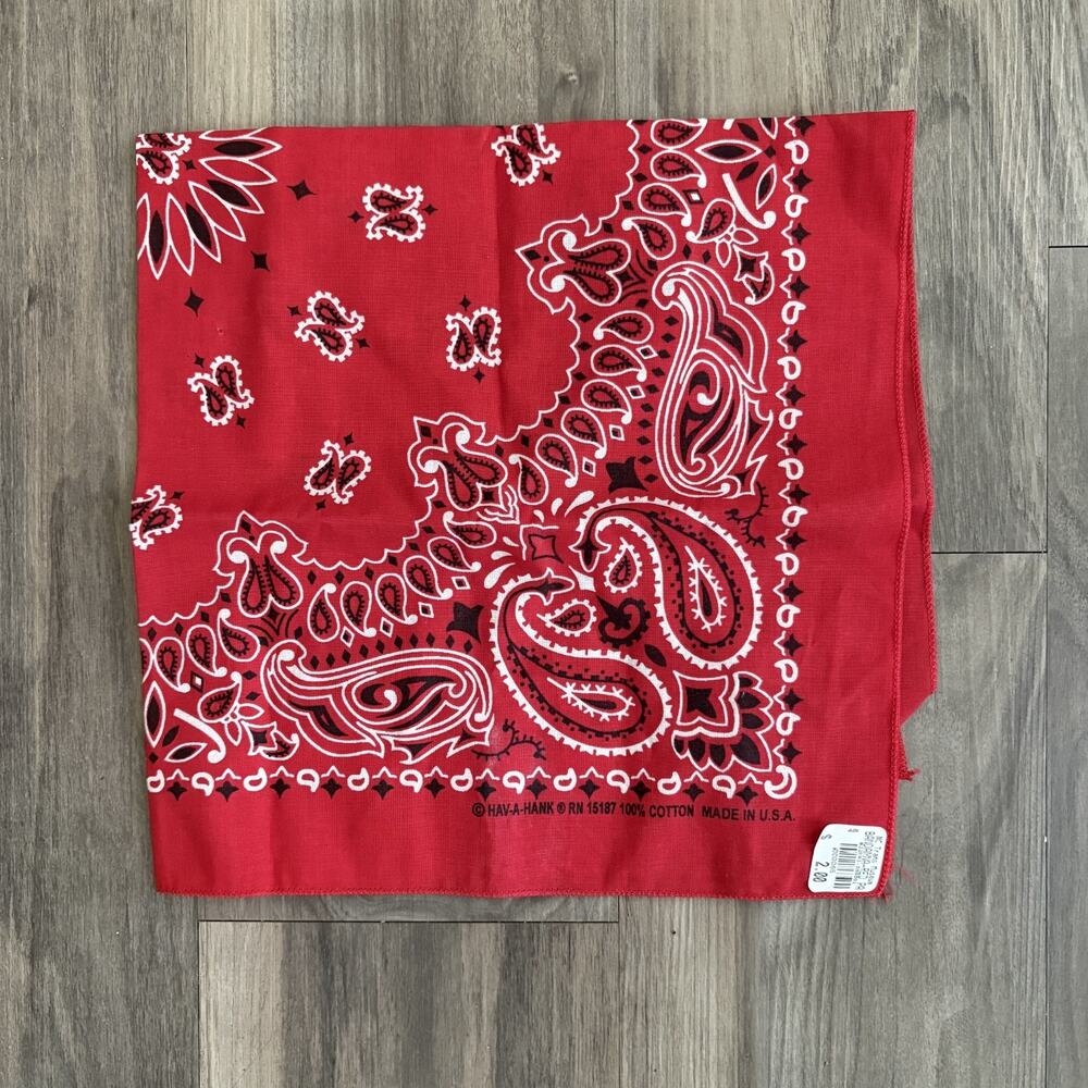 Vintage Hav-A-Hank Southwestern Cowboy Bandana Red 100% All Cotton 1980s USA